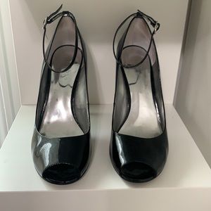 GUESS By Marciano black heel size 9 1/2